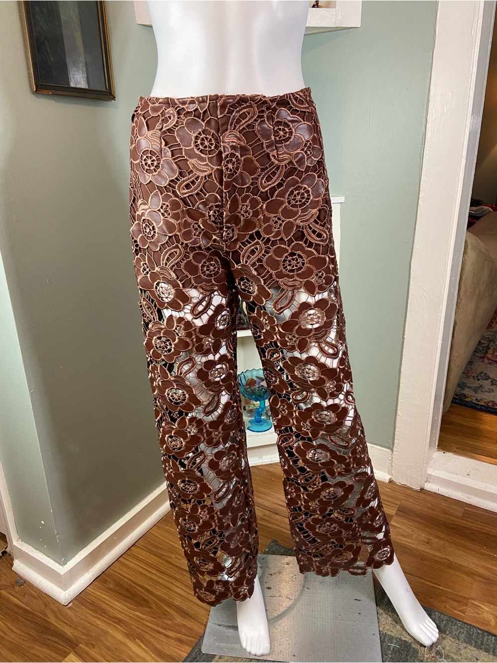 Anthropologie Faux Leather Lace Brown Floral Pants Sheer Embroidered Size 4 [CH] - Picture 2 of 13